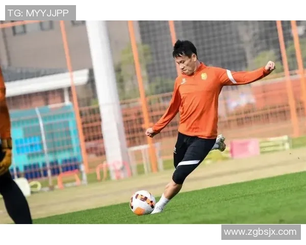 杭州羽毛球队以85分稳居杯赛积分榜首位展现强劲实力